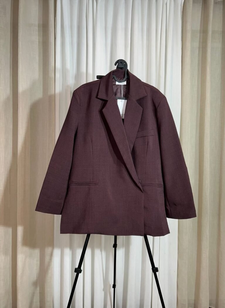 Blazer long oversize bordeaux sur cintre