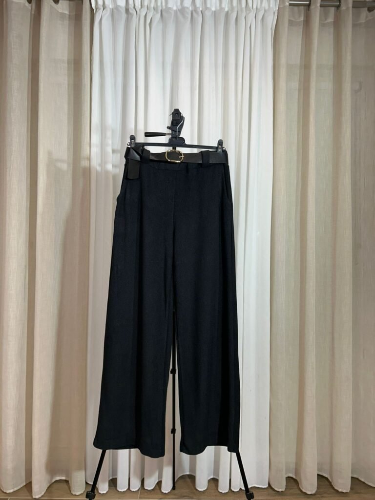 pantalon large noir femme style modeste maille côtelée