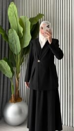 Ensemble Tailleur Jupe Longue – Silhouette Structurée & Élégance Intemporelle – Image 4