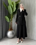 Ensemble Tailleur Jupe Longue – Silhouette Structurée & Élégance Intemporelle – Image 2