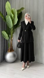 Ensemble Tailleur Jupe Longue – Silhouette Structurée & Élégance Intemporelle – Image 5