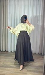 Chemise Ample Fluide à Col Froncé jaune pastel – Image 3